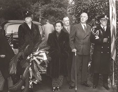 Madame Chiang Kai-shek, with Eleanor Roosevelt and President Franklin Roosevelt